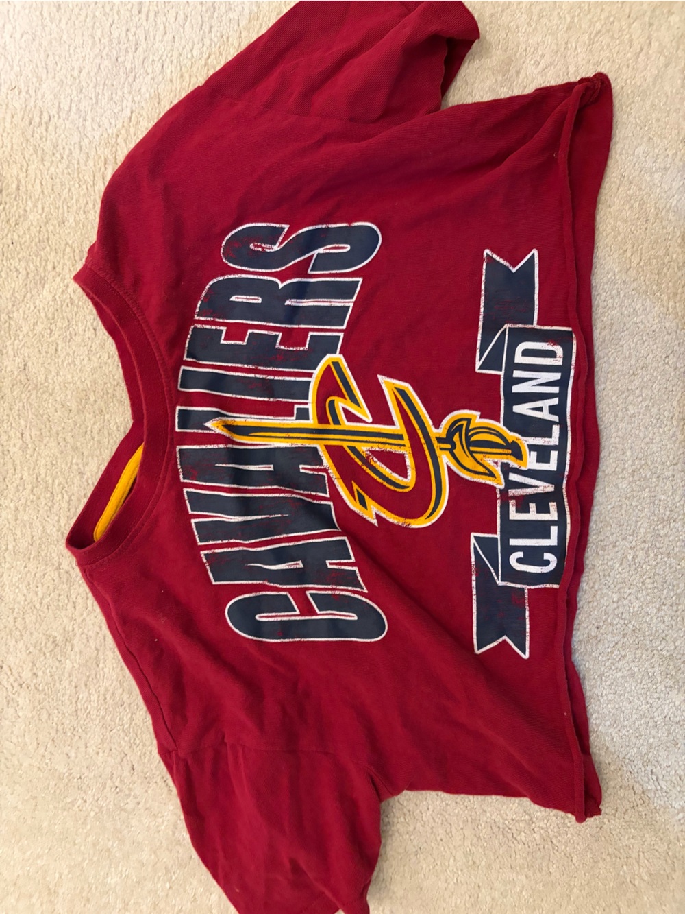 Cleveland Cavaliers Red Cropped Tee with Team Logo, Size Small